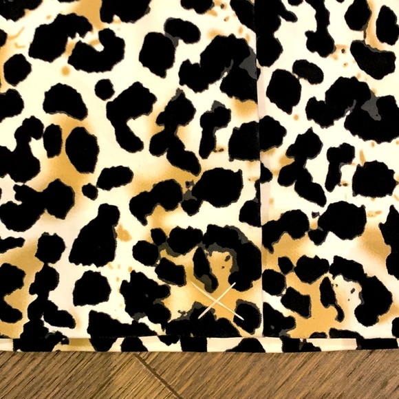 Jessica animal print tapered skirt NWOT Size 12, fully lined 🟢 - Picture 8 of 10